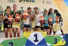 Dupla feminina de beach tennis é ouro no JUBs Praia 2025