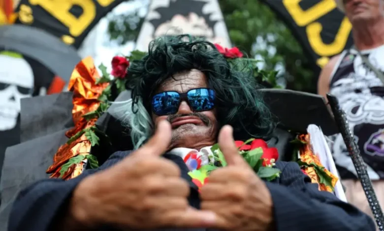 Carnaval 2026 — Tristeza, por favor, vai embora